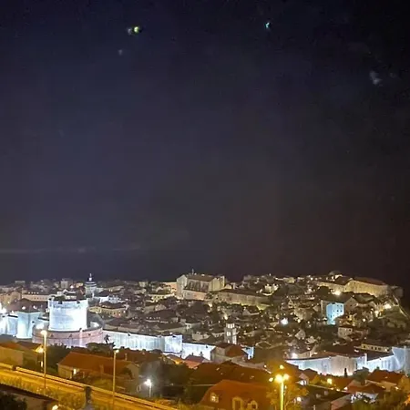 Διαμέρισμα Charming View Old Town Ap, With Free Parking *