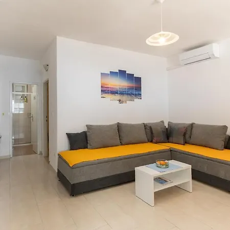 Apartment Charming View Old Town Ap, With Free Parking