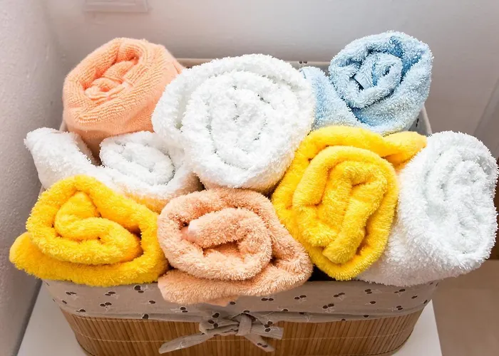 Charming View Old Town Ap, With Free Parking *