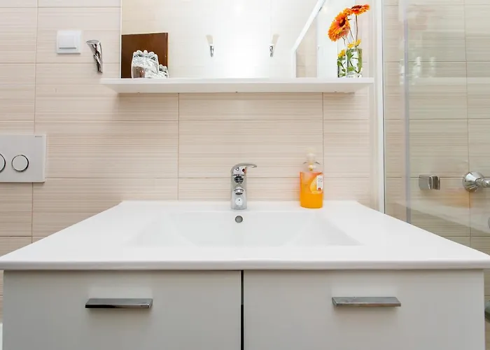 Charming View Old Town Ap, With Free Parking 杜布罗夫尼克