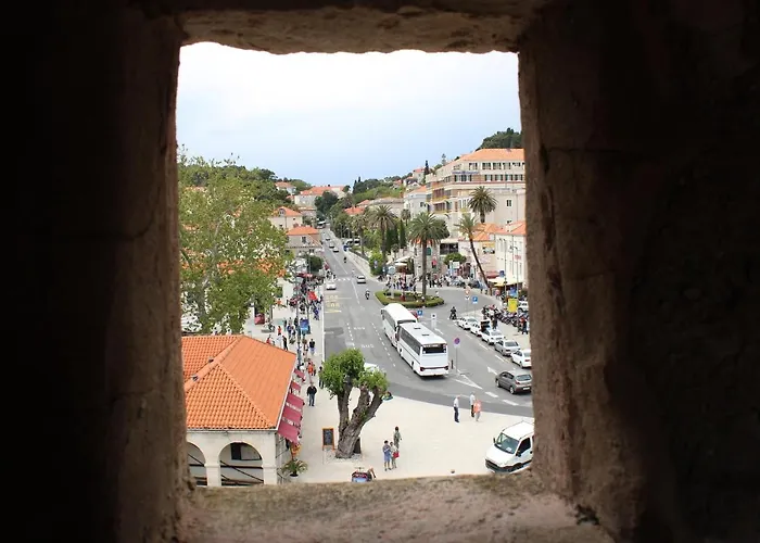 公寓 Charming View Old Town Ap, With Free Parking *